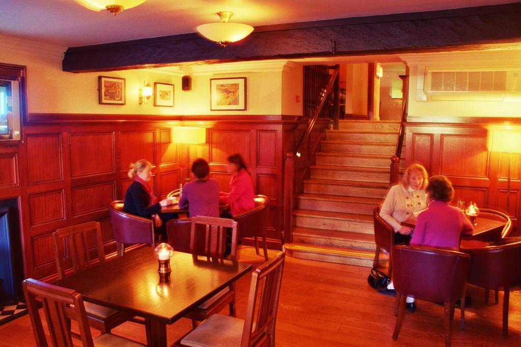 Baileys Hotel Cashel Cashel  Exterior photo