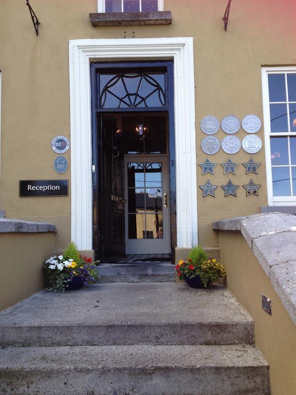 Baileys Hotel Cashel Cashel  Exterior photo