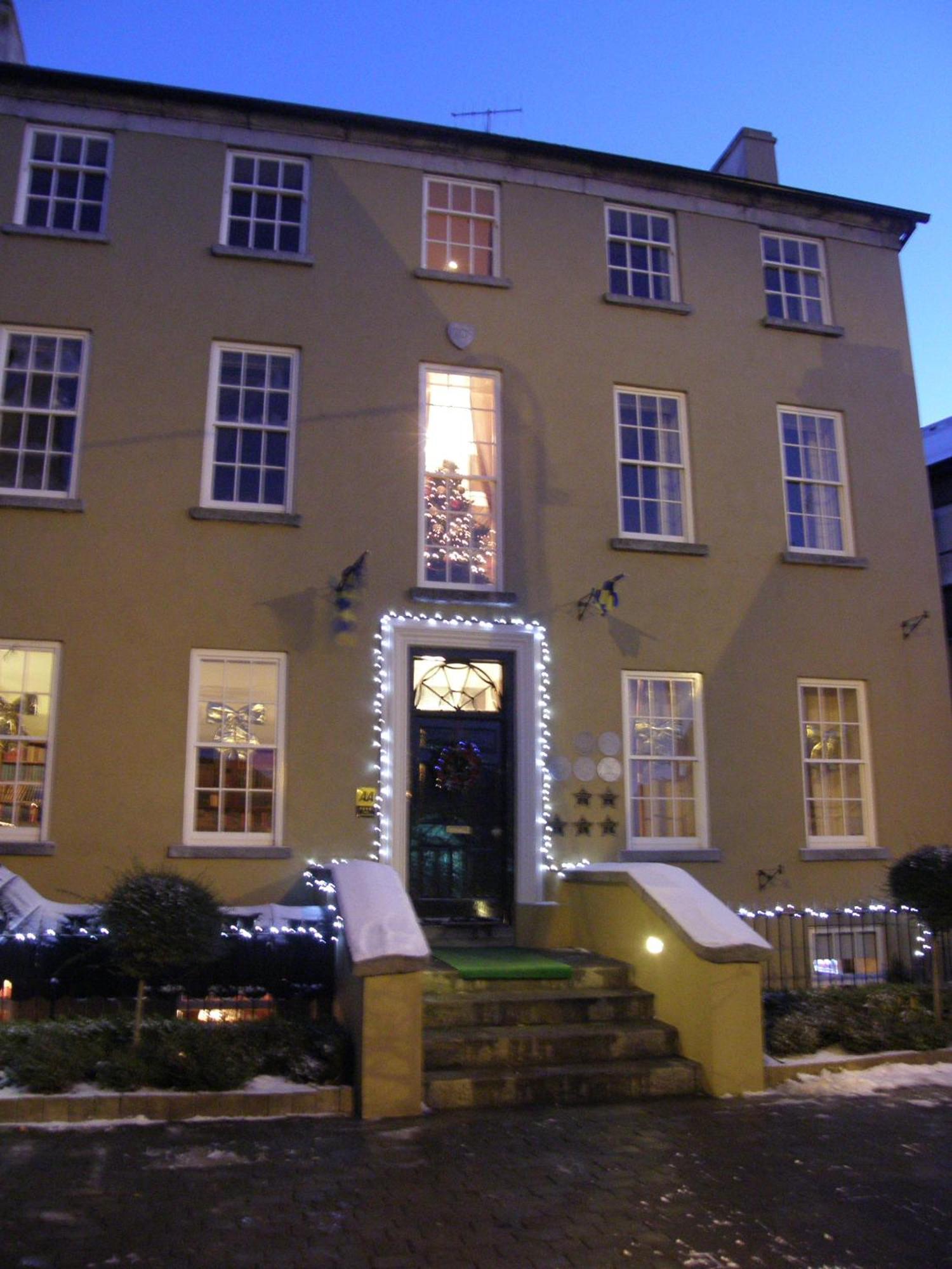 Baileys Hotel Cashel Cashel  Exterior photo